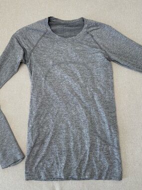 lululemon athletica Heather Gray Crew Neck Sweater